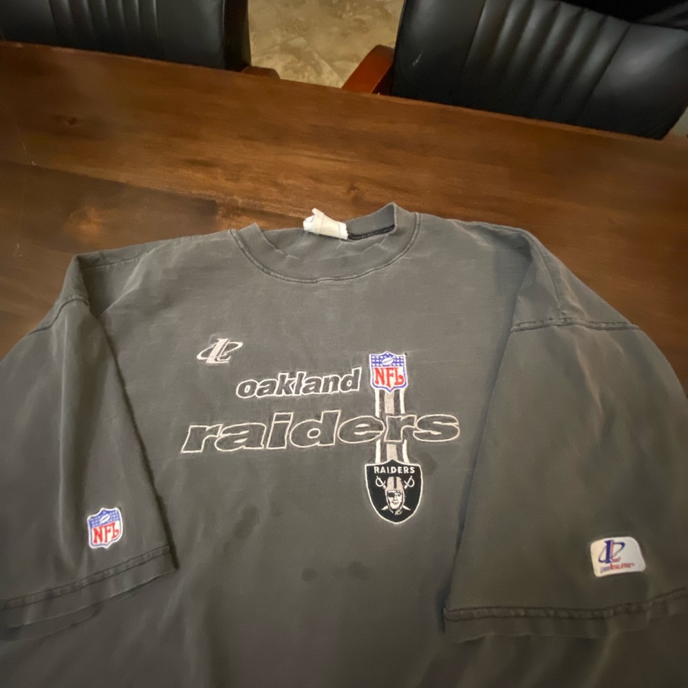 hard oakland raiders tee